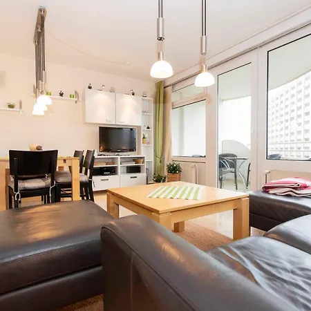 Lord Nelson App_ 515 Apartment